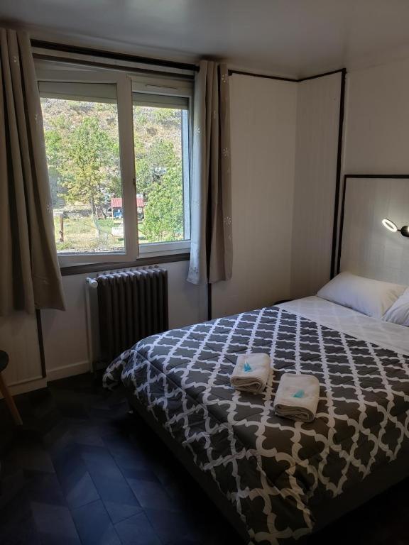 Hotel De La Gare Модан Экстерьер фото