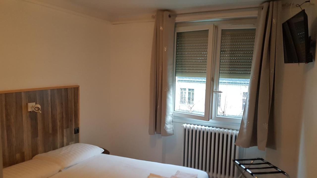 Hotel De La Gare Модан Экстерьер фото