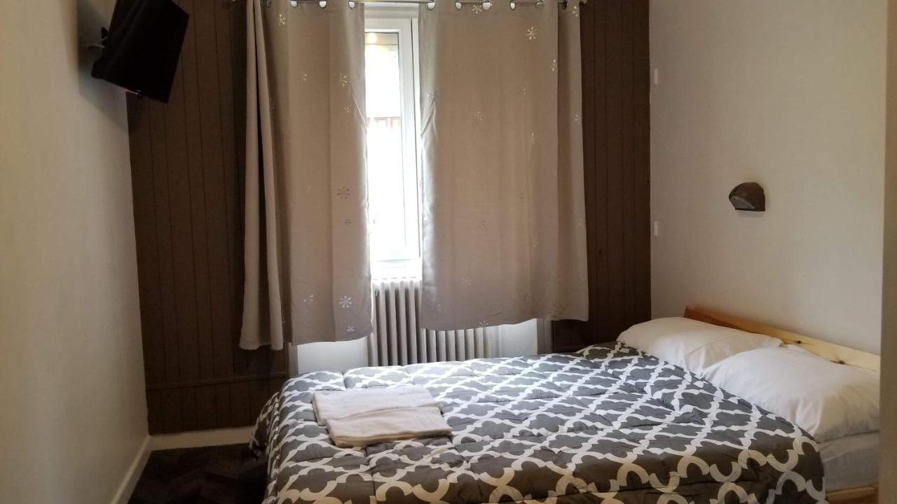 Hotel De La Gare Модан Экстерьер фото
